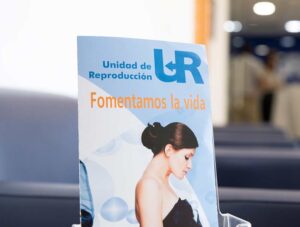 Las pacientes con endometriosis logran ser madres gracias a distintas técnicas de reproducción asist...